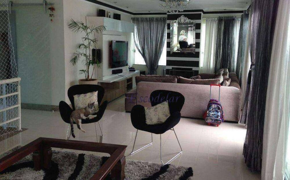 Sobrado, 4 quartos, 334 m² - Foto 2