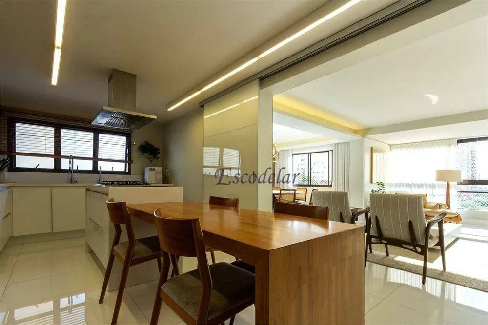Apartamento, 4 quartos, 196 m² - Foto 4