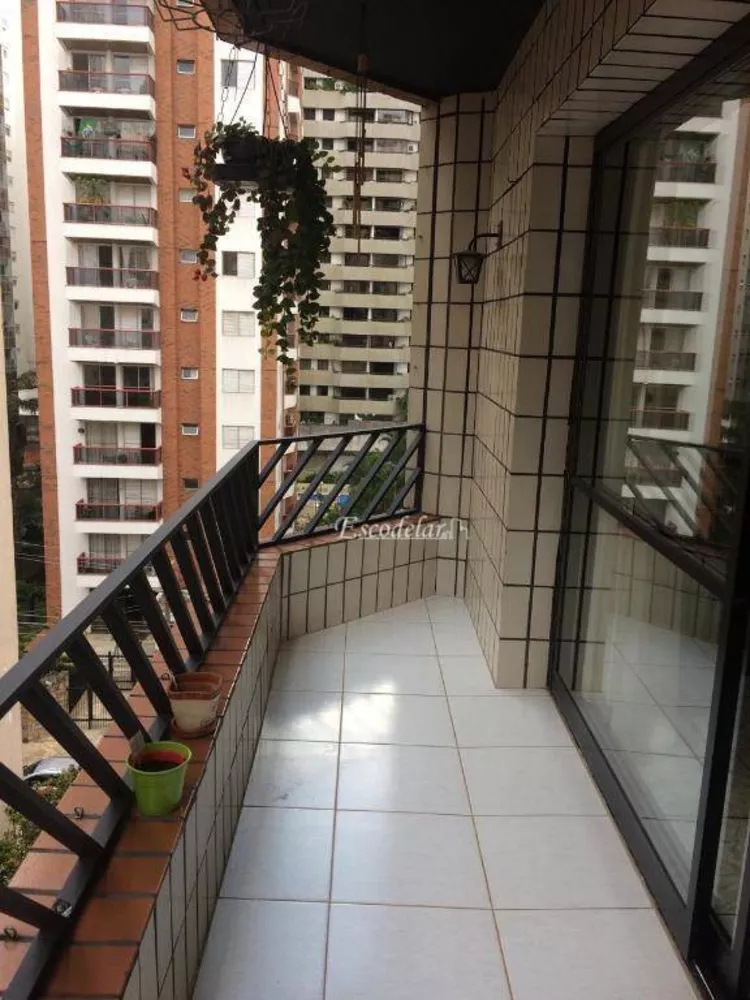 Apartamento à venda com 3 quartos, 146m² - Foto 24