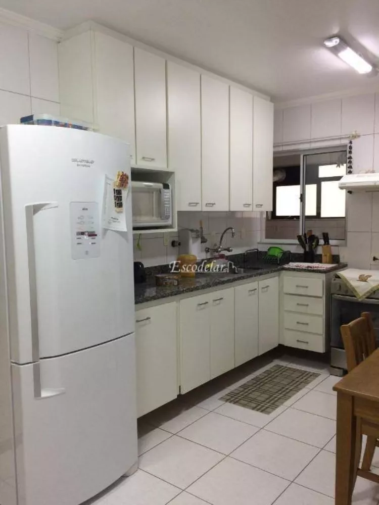 Apartamento à venda com 3 quartos, 146m² - Foto 26