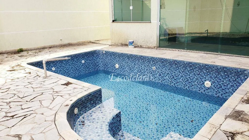 Sobrado, 4 quartos, 412 m² - Foto 2