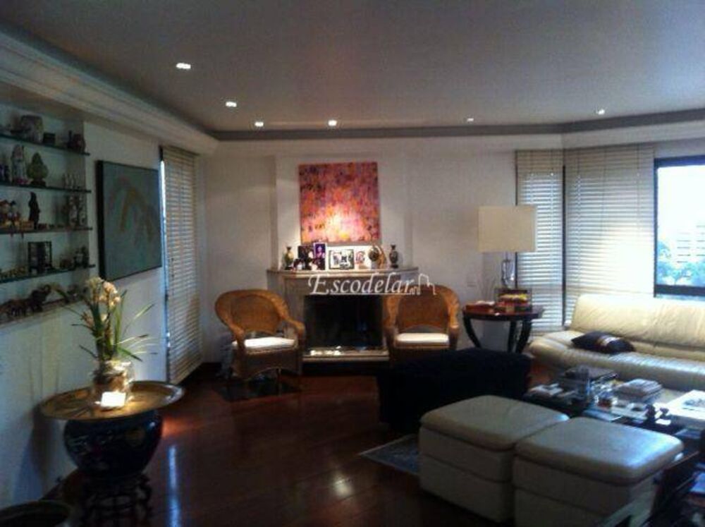 Apartamento, 4 quartos, 300 m² - Foto 1