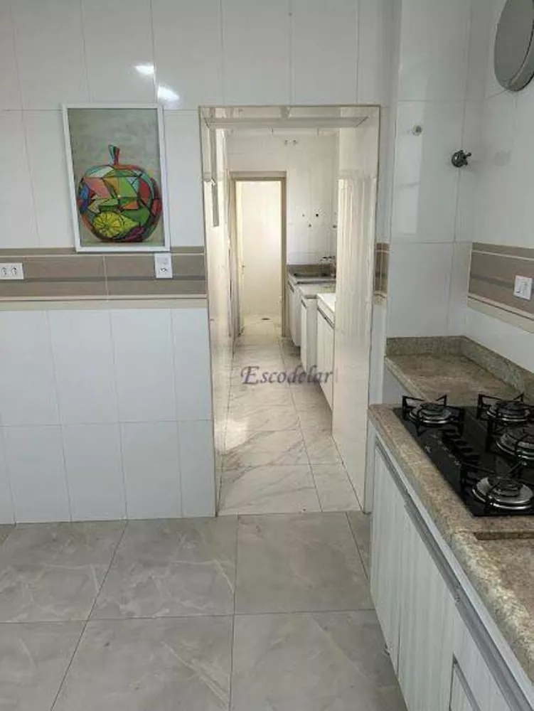 Apartamento à venda com 3 quartos, 125m² - Foto 12