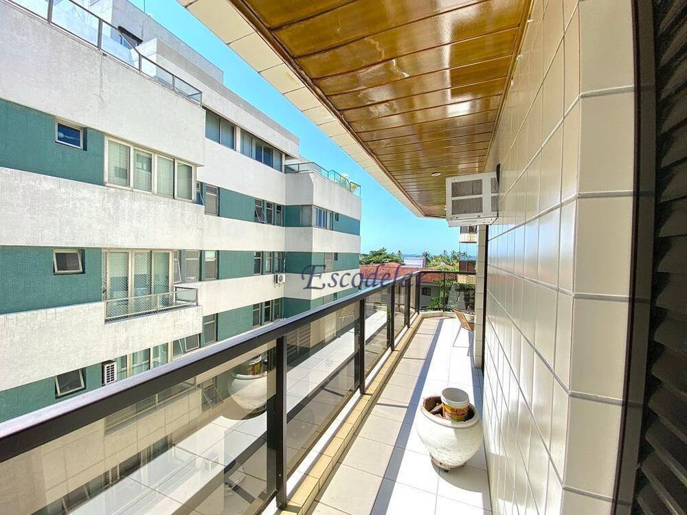 Cobertura, 3 quartos, 208 m² - Foto 3