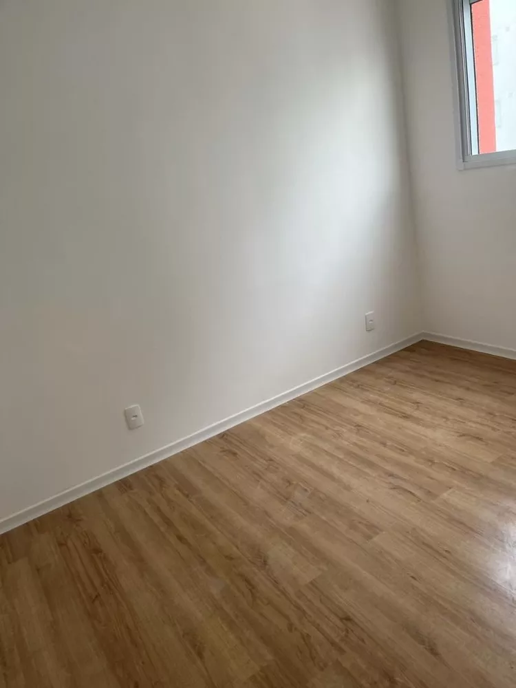 Apartamento à venda com 2 quartos, 43m² - Foto 3