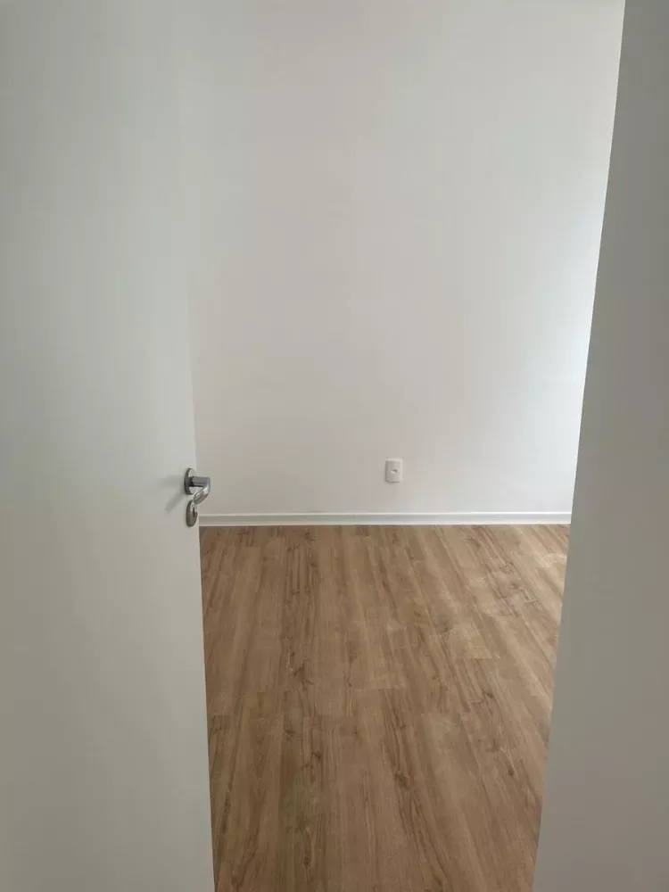 Apartamento à venda com 2 quartos, 43m² - Foto 4