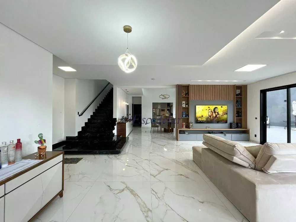 Casa de Condomínio, 4 quartos - Foto 1