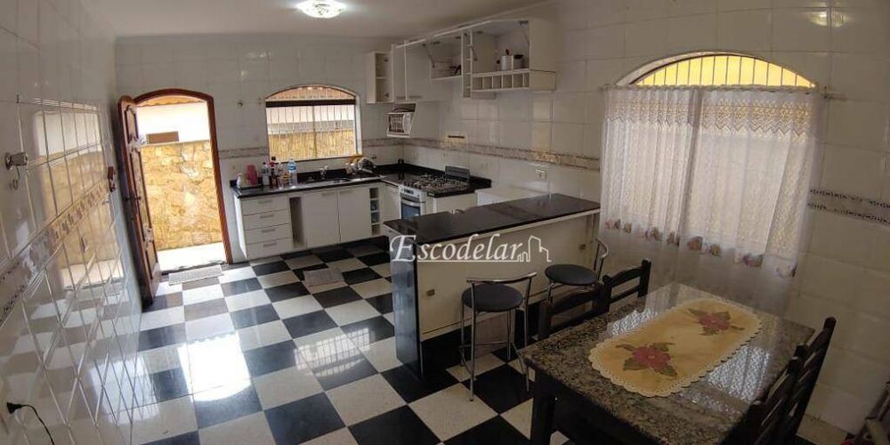 Sobrado, 3 quartos, 270 m² - Foto 6
