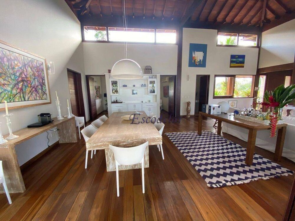 Casa de Condomínio à venda com 3 quartos, 445m² - Foto 2