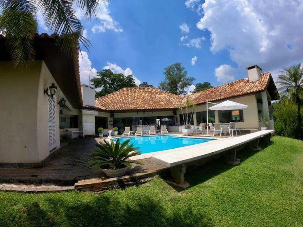 Casa de Condomínio à venda com 4 quartos, 578m² - Foto 2