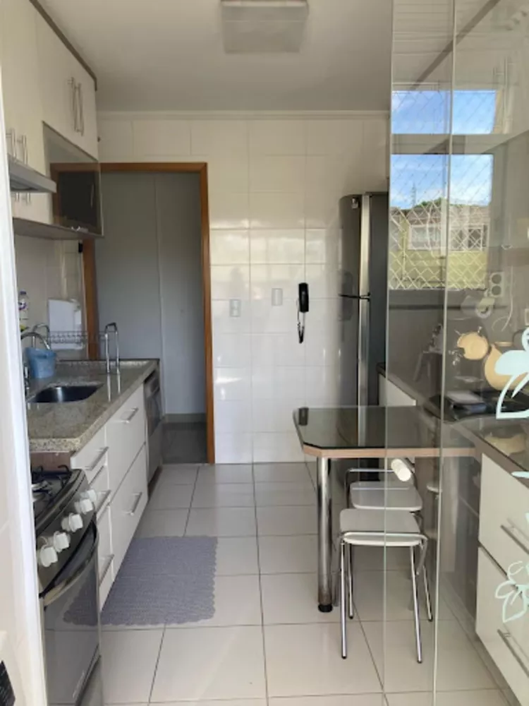 Apartamento à venda com 3 quartos, 98m² - Foto 4