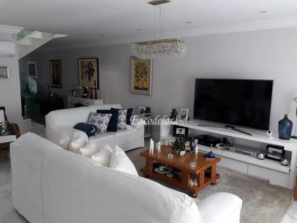 Sobrado, 3 quartos, 229 m² - Foto 1