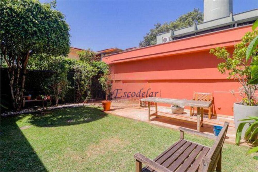 Casa, 3 quartos, 377 m² - Foto 1