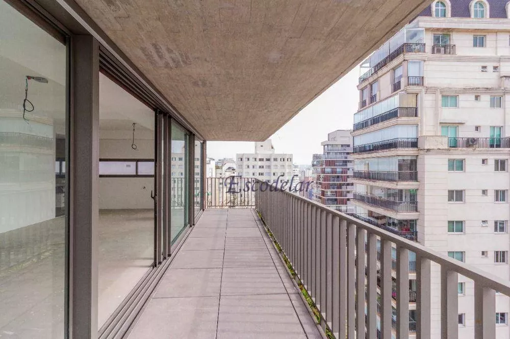 Apartamento, 3 quartos, 302 m² - Foto 1