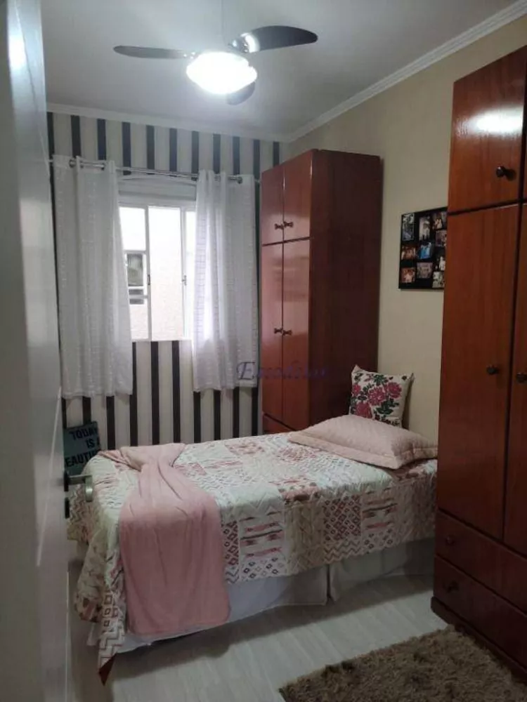 Sobrado à venda com 3 quartos, 205m² - Foto 11