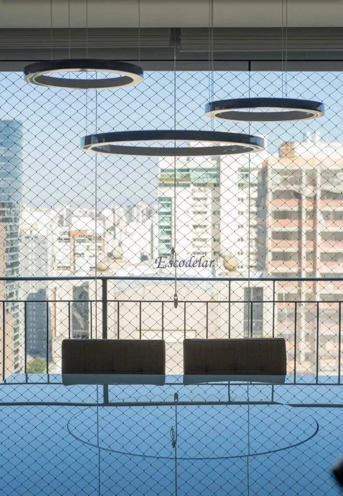 Apartamento, 3 quartos, 224 m² - Foto 1