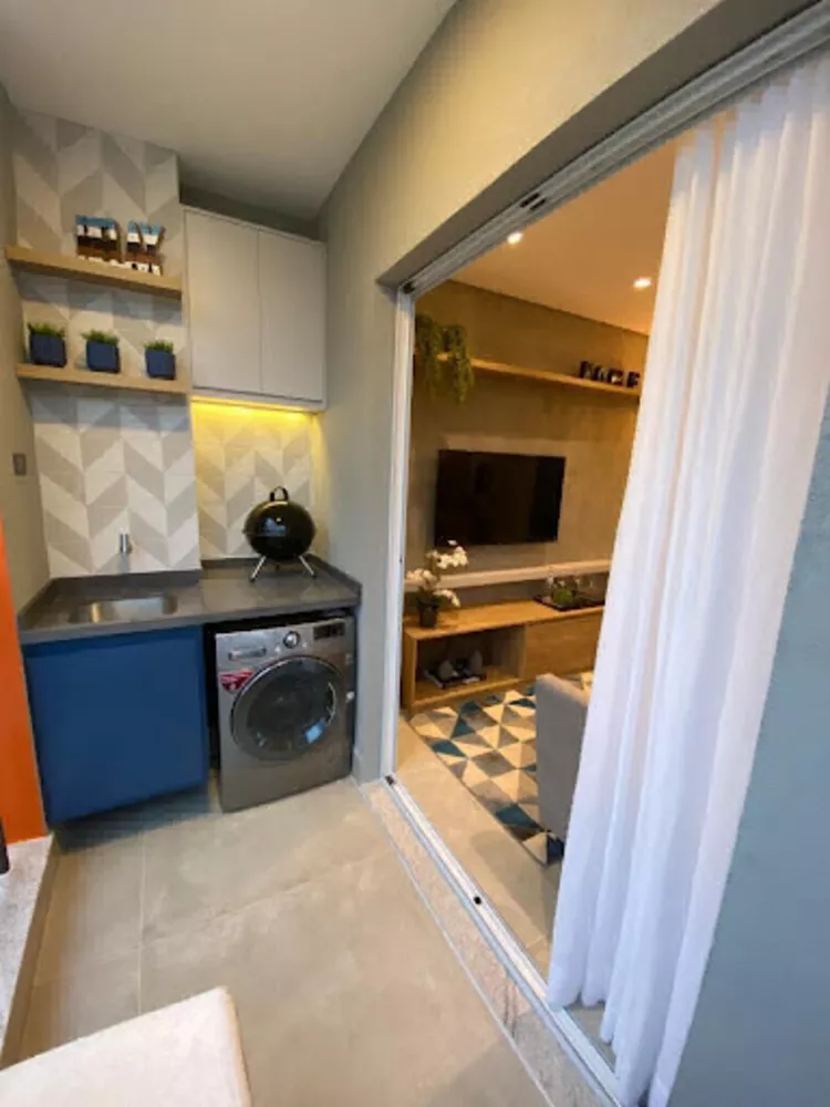 Apartamento à venda com 2 quartos, 44m² - Foto 4