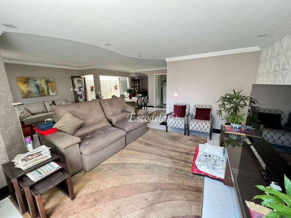 Sobrado, 3 quartos, 352 m² - Foto 1