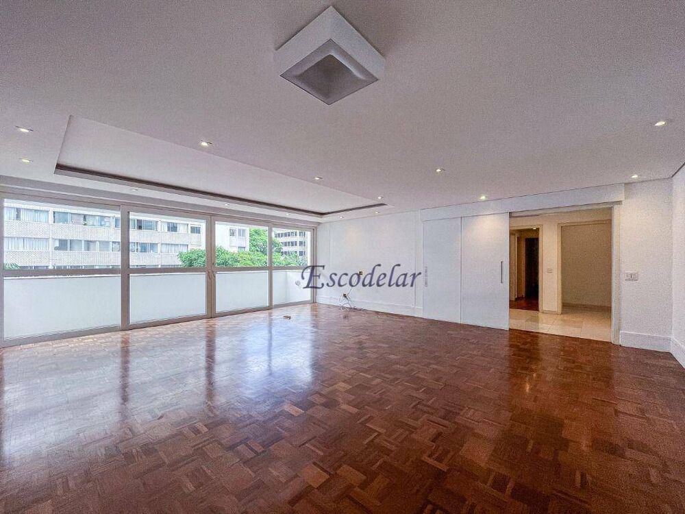 Apartamento, 3 quartos, 200 m² - Foto 1