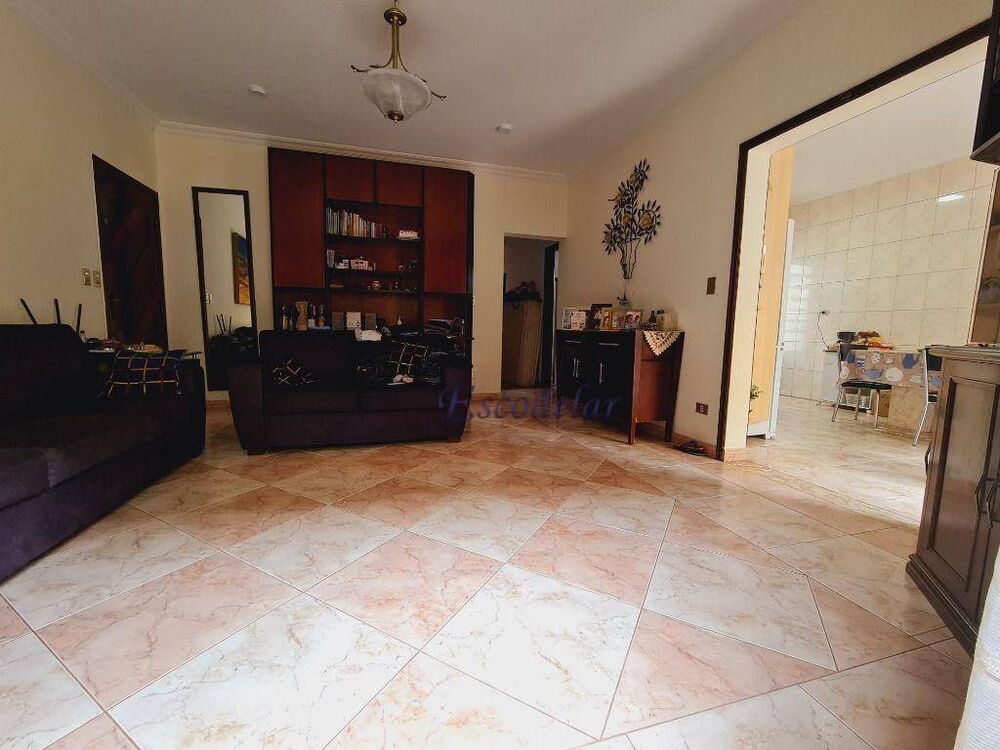 Casa, 3 quartos, 210 m² - Foto 1