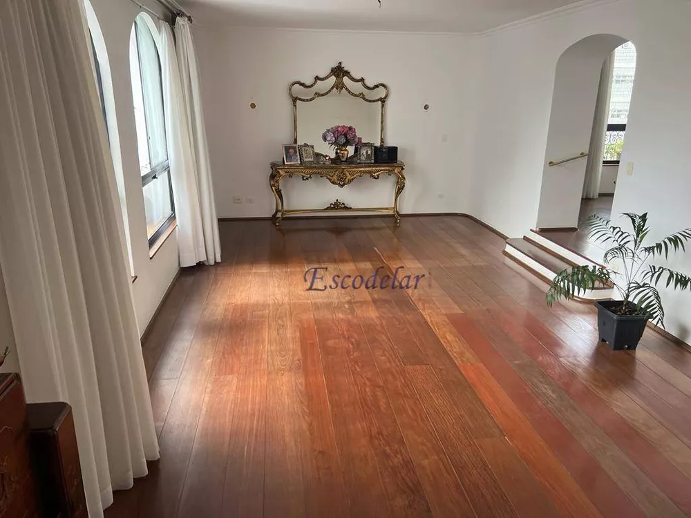 Apartamento à venda com 4 quartos, 280m² - Foto 1