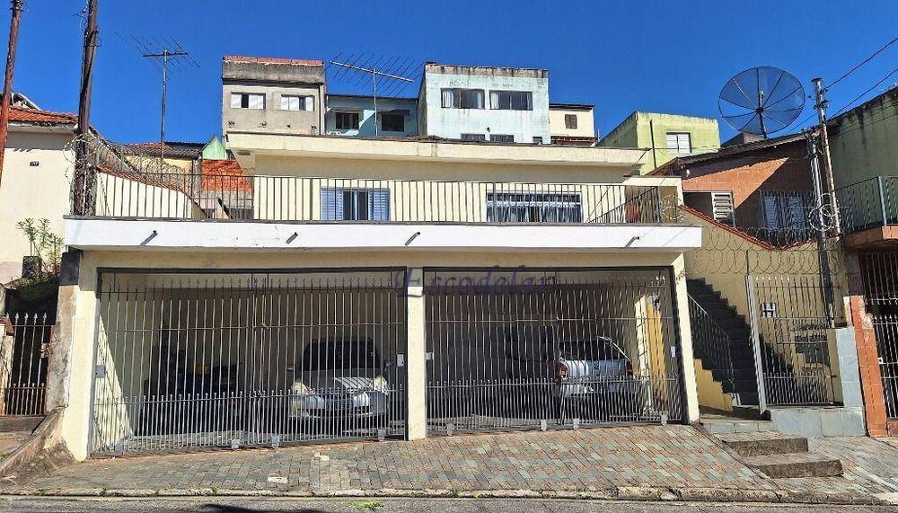 Sobrado, 4 quartos, 191 m² - Foto 1