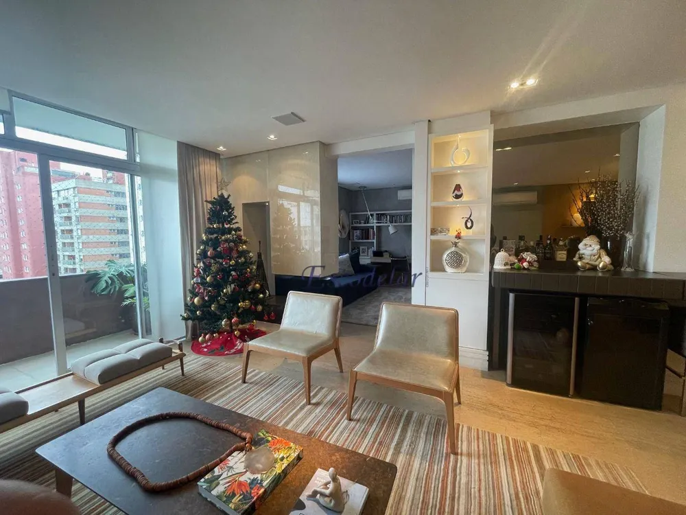 Apartamento, 2 quartos, 210 m² - Foto 1