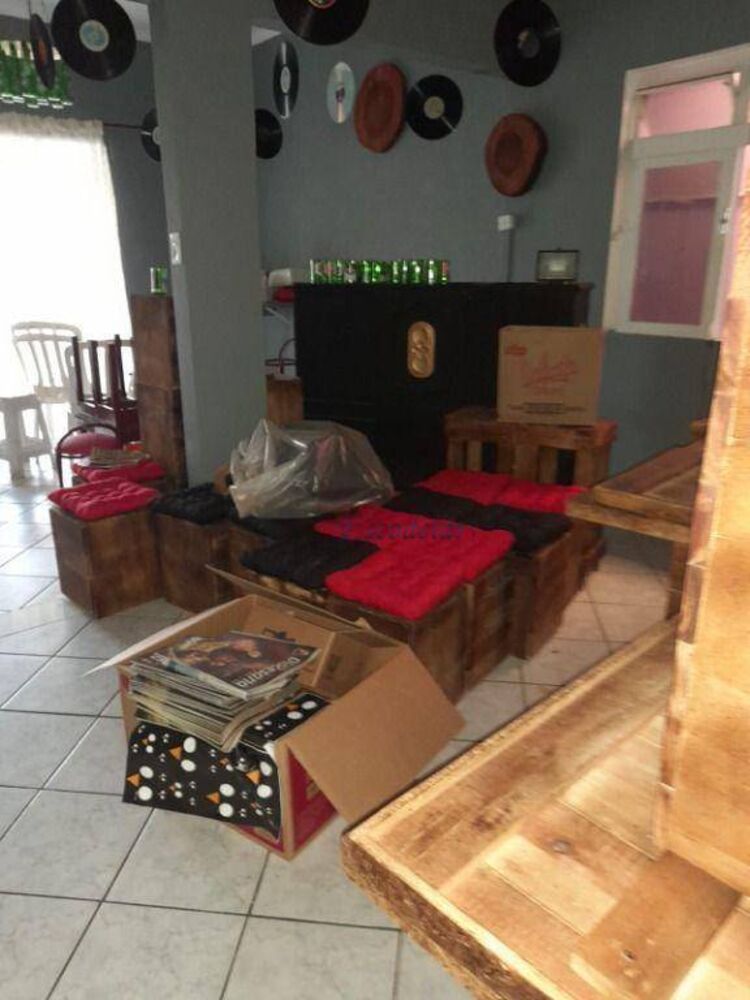 Casa, 2 quartos, 130 m² - Foto 1
