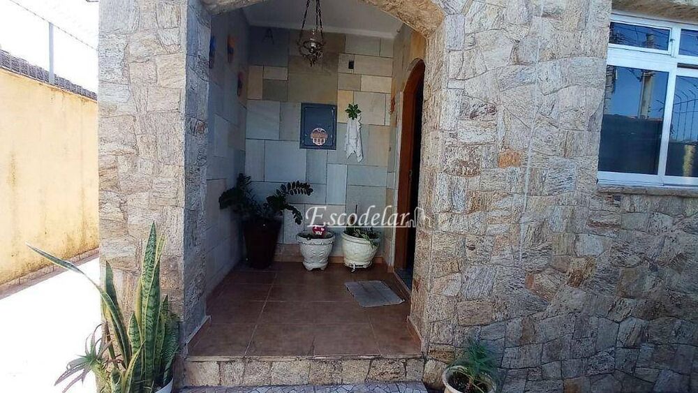 Sobrado, 4 quartos, 350 m² - Foto 1