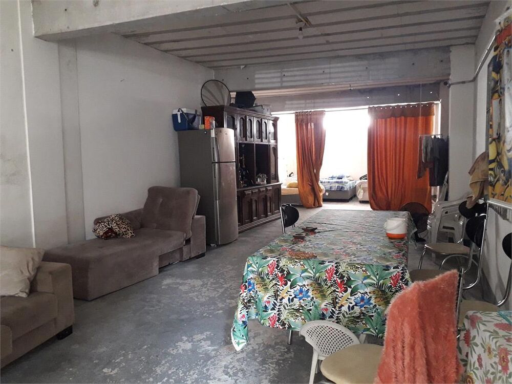 Casa, 2 quartos, 200 m² - Foto 2