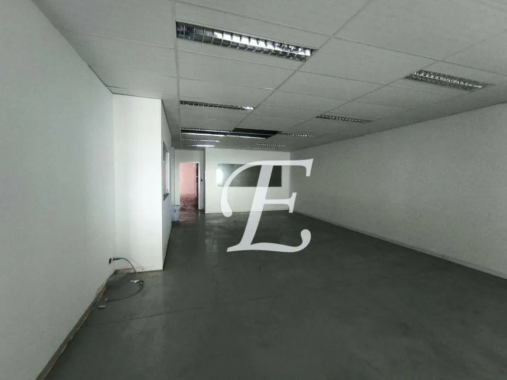 Prédio Inteiro, 1500 m² - Foto 1