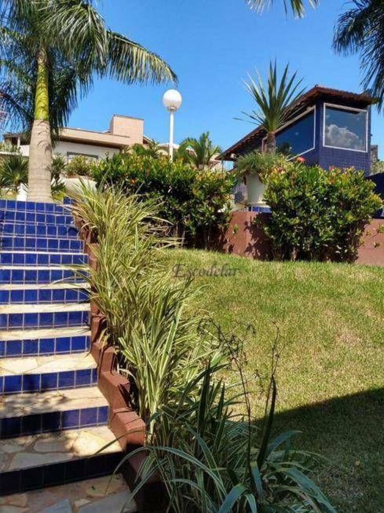Casa, 3 quartos, 247 m² - Foto 2