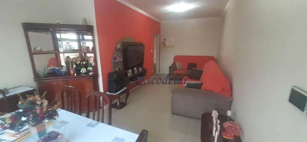 Casa à venda com 3 quartos, 200m² - Foto 2