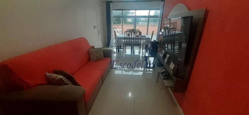 Casa à venda com 3 quartos, 200m² - Foto 1