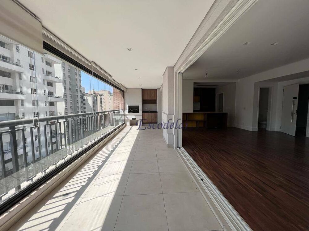 Apartamento, 3 quartos, 158 m² - Foto 1