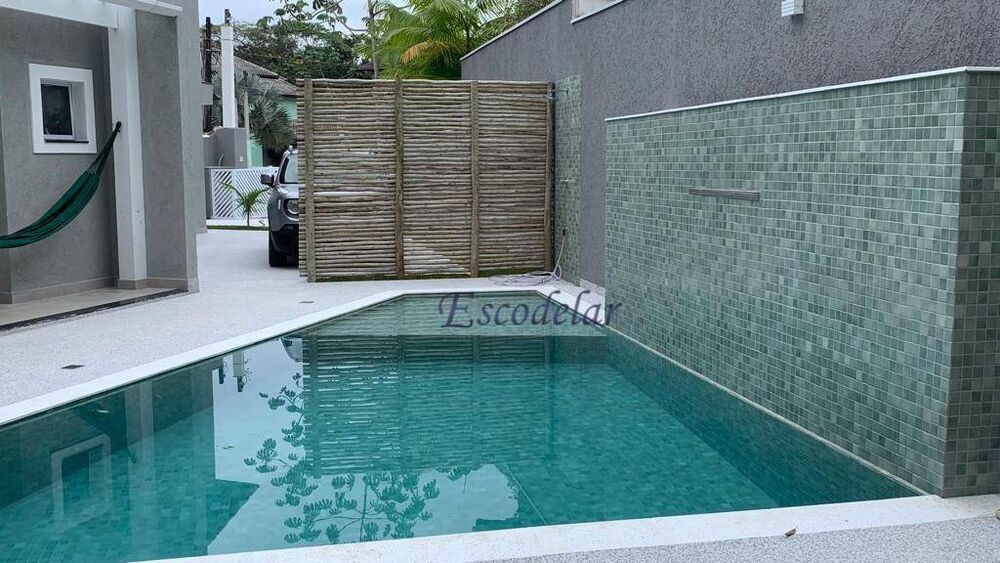 Casa, 5 quartos, 230 m² - Foto 4