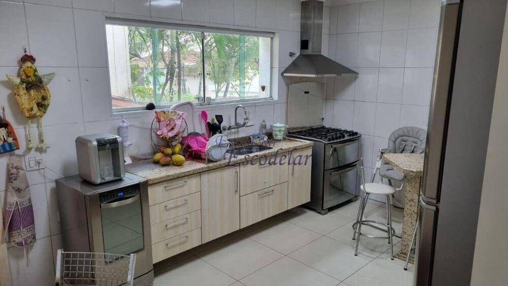 Sobrado para alugar com 4 quartos, 310m² - Foto 7