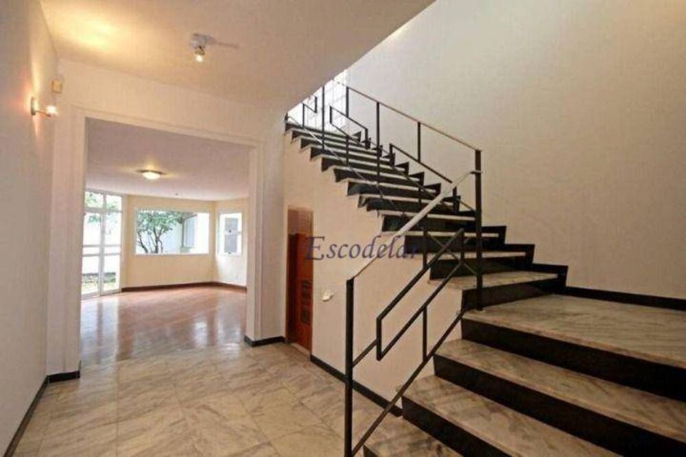 Casa, 3 quartos, 269 m² - Foto 3