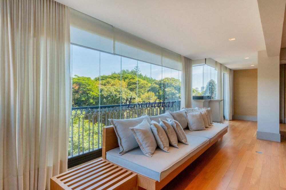 Apartamento, 4 quartos, 250 m² - Foto 1