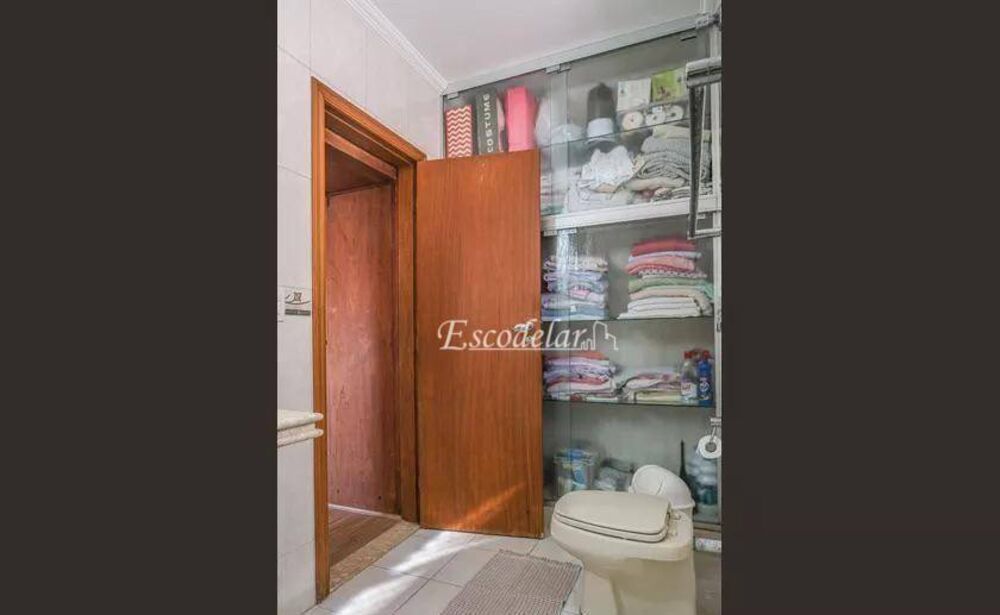 Sobrado à venda com 4 quartos, 388m² - Foto 8