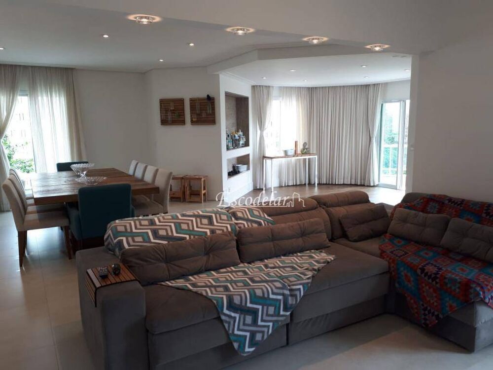 Apartamento, 3 quartos, 198 m² - Foto 1