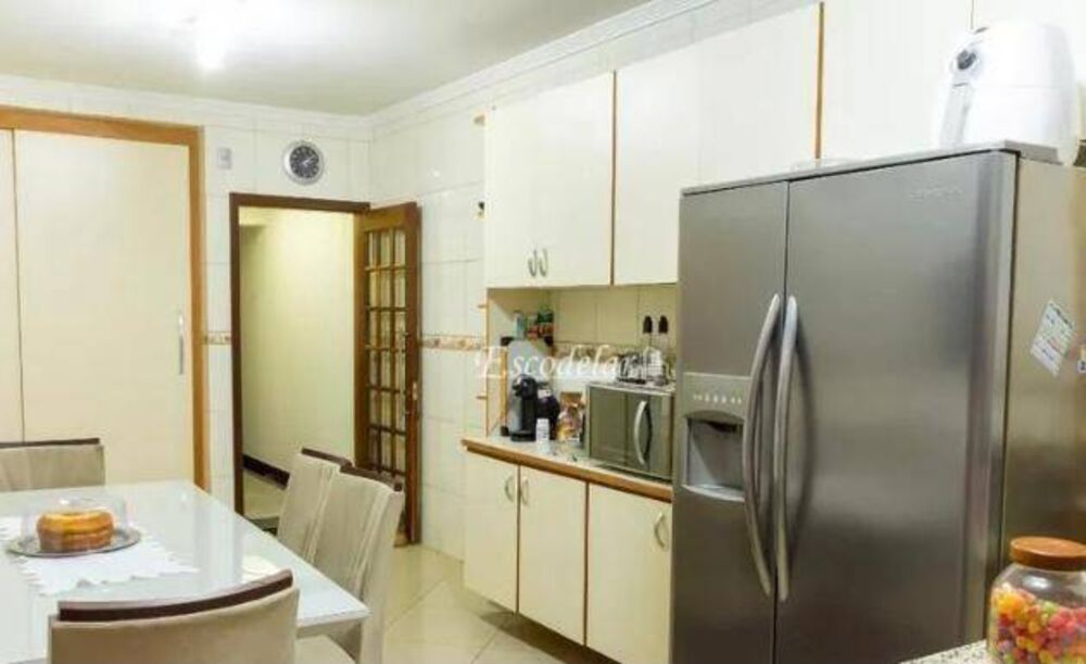 Sobrado, 3 quartos, 200 m² - Foto 2