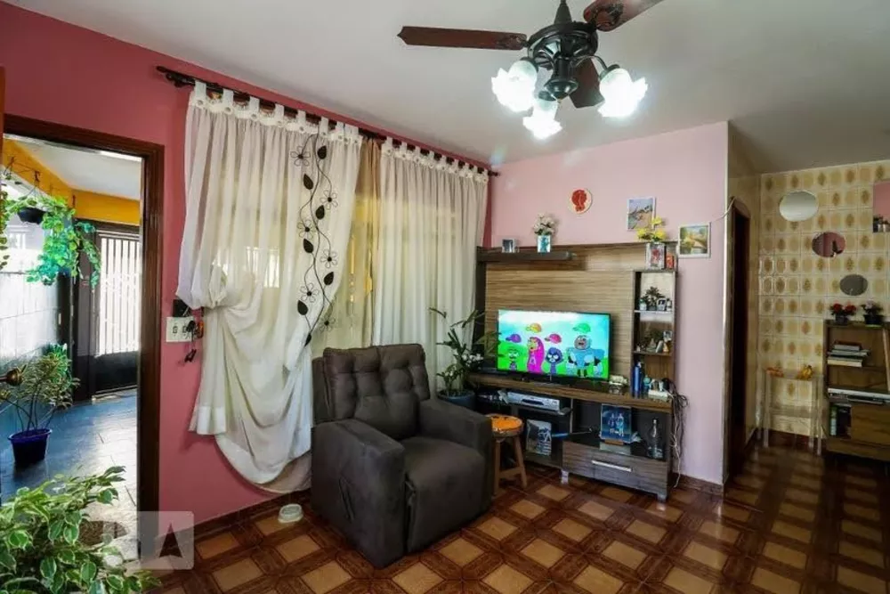 Sobrado à venda com 6 quartos, 290m² - Foto 1