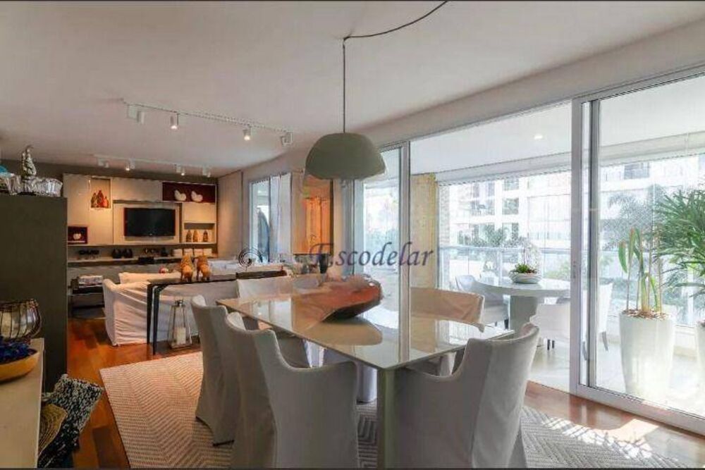 Apartamento, 4 quartos, 233 m² - Foto 4