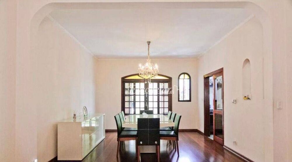 Sobrado, 4 quartos, 250 m² - Foto 1