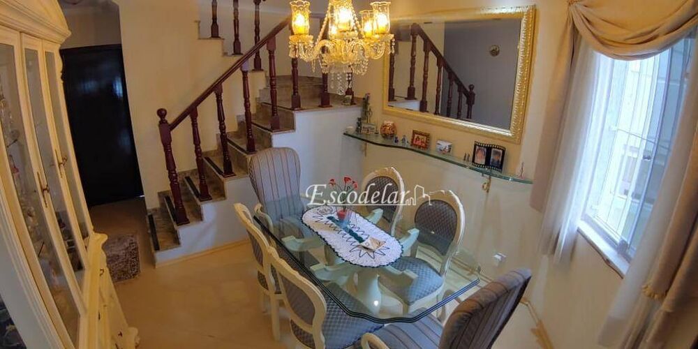 Sobrado, 3 quartos, 205 m² - Foto 1