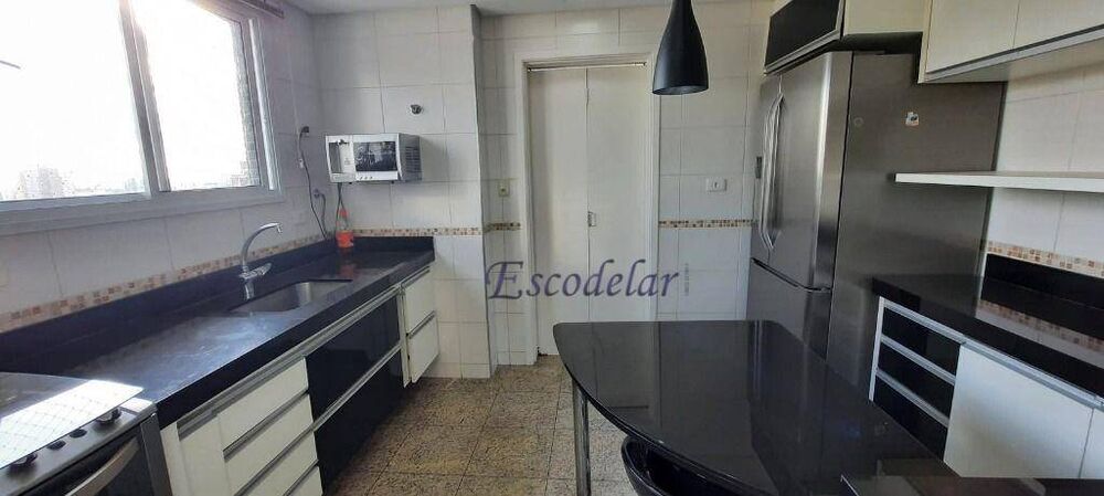 Apartamento à venda com 4 quartos, 189m² - Foto 4
