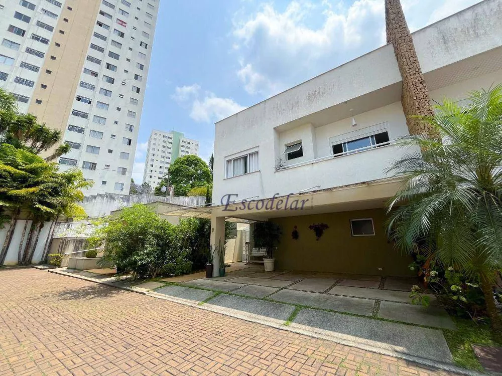 Casa de Condomínio à venda com 4 quartos, 245m² - Foto 3