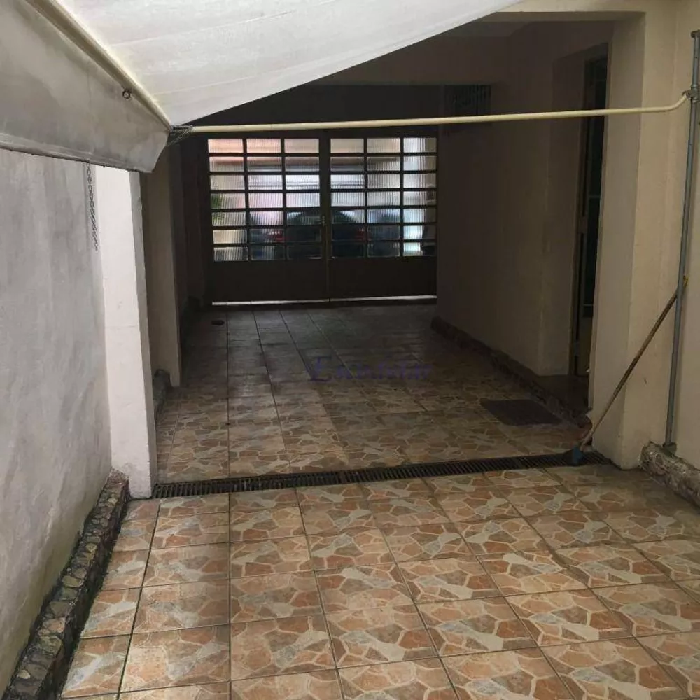 Sobrado à venda com 3 quartos, 305m² - Foto 3