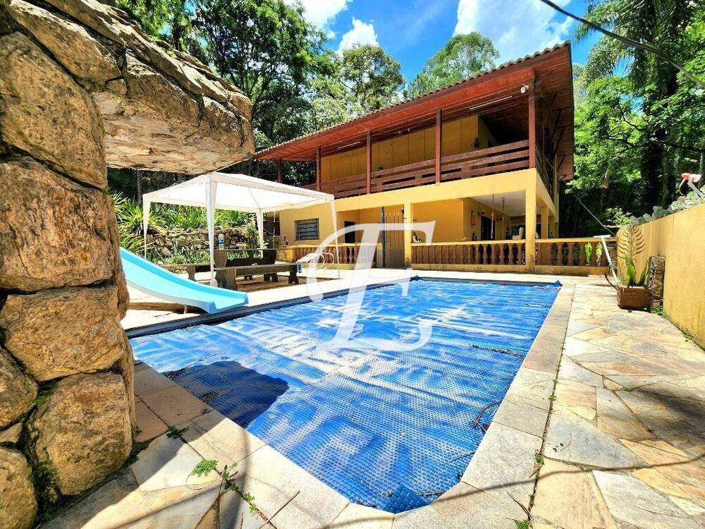 Chácara, 4 quartos, 4200 m² - Foto 1